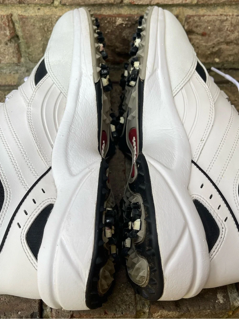FootJoy Men’s Golf Shoes Size 10 White Black Spiked Leather 45428